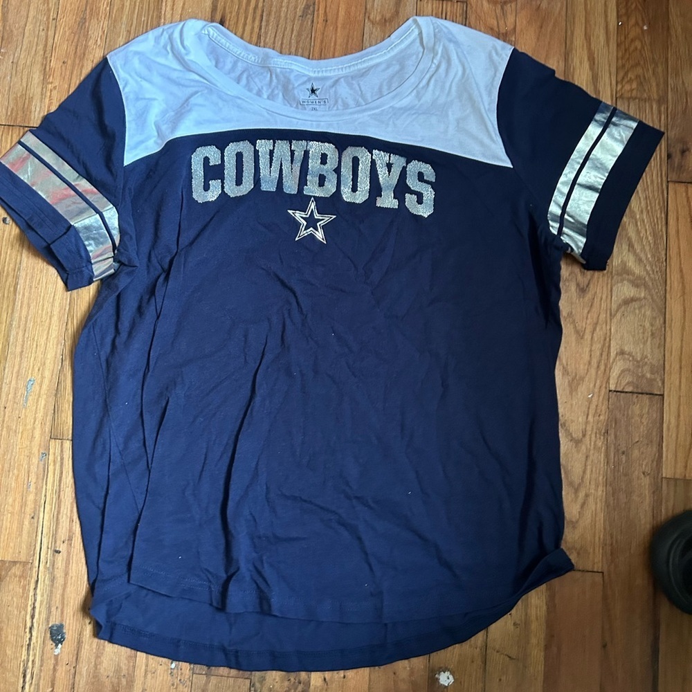 Dallas Cowboys Women’s Plus Size 2XL Cowboys Football T-Shirt
